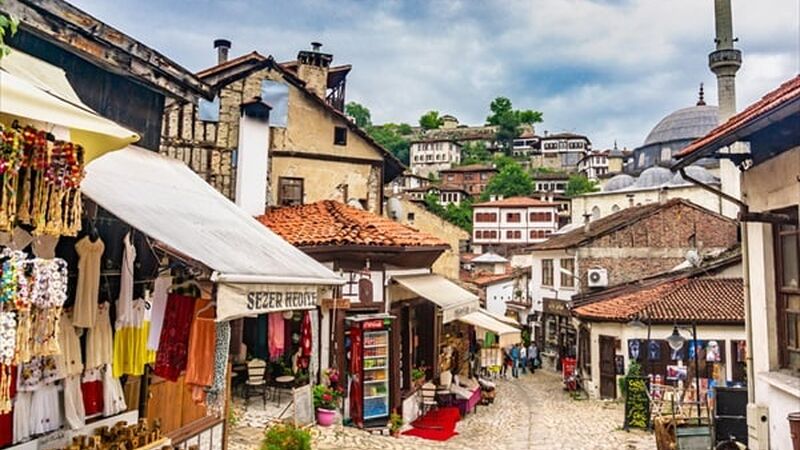 İzmir Çıkışlı |Ilgaz Kar Keyfi ve Safranbolu Turu (1 Gece Konaklamalı)