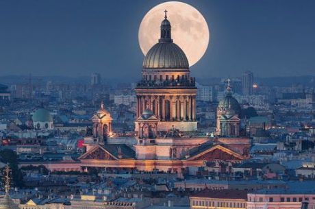 VİZE DAHİL BİR RUSYA MASALI TURU Moskova &St. Petersburg