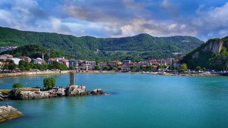 Batı Karadeniz Abant Safranbolu Amasra Turu 1 Gece Konaklamalı 2025