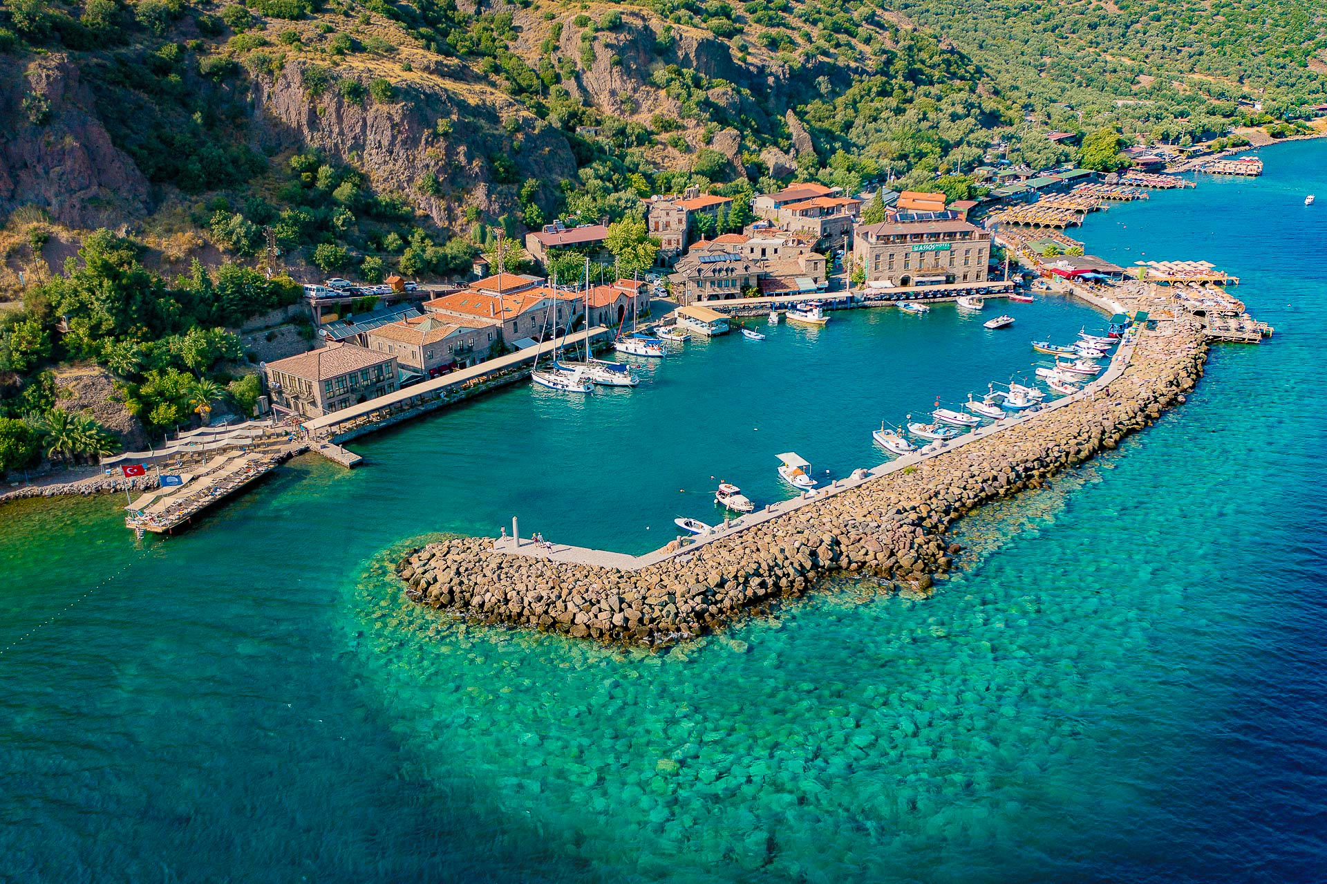 Assos Ayvalık Bozcaada Turu 1 Gece Otel Konaklamalı