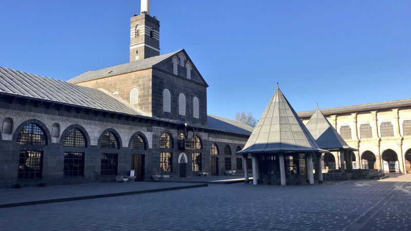 Yılbaşı Özel Uçaklı Gap Diyarbakır Mardin Urfa Gaziantep Turu